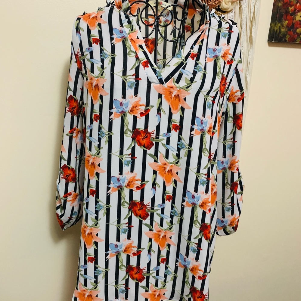 Wishful Park Multicolor Floral Striped Top